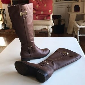 Karen Scott Deliee2 Riding Boots. Size 7.5 M.